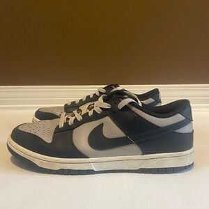 Nike Men's Georgetown Dunks
